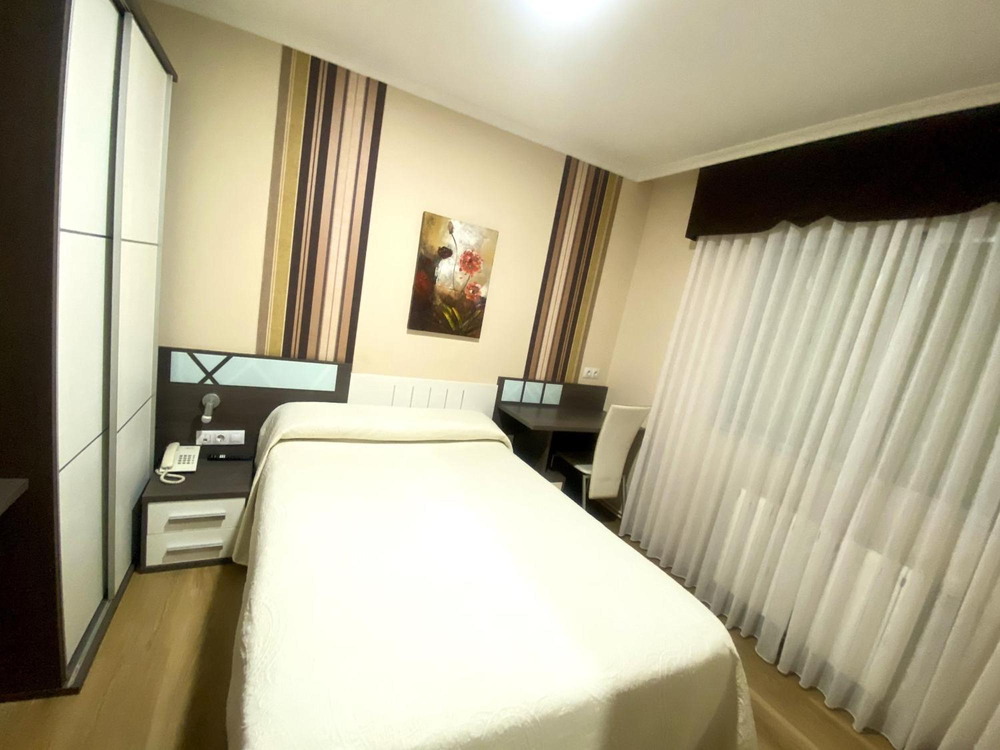 Hotel Spa Galatea Burela Ngoại thất bức ảnh
